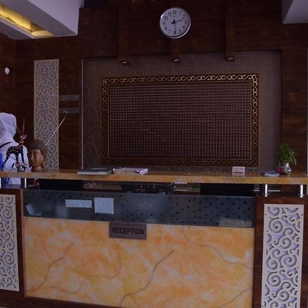 Shri Sai Hotel Azamgarh Экстерьер фото